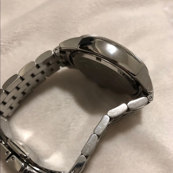 MICHELE watch uptown Dial 39MM - Picture 2 of 8